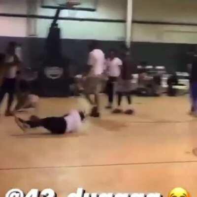 I didn’t know 42 dugg could dunk