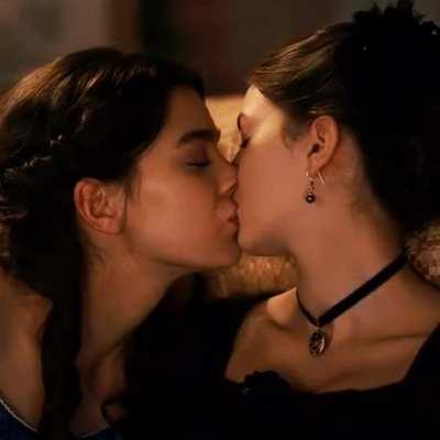 Hailee Steinfeld Collection of Girl Kissing