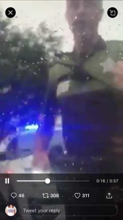 Orlando police brutalize / smash / cut / send woman to the hospital within 40 secs for stopping to cheer at protestors.