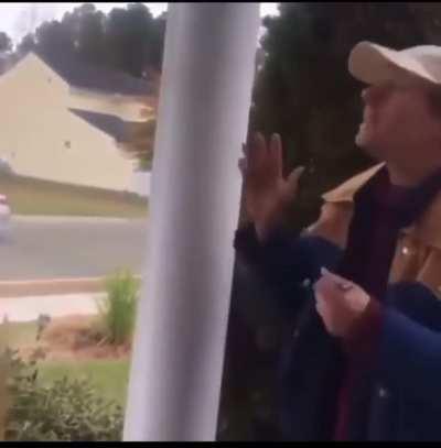 Bro started trembling 😭