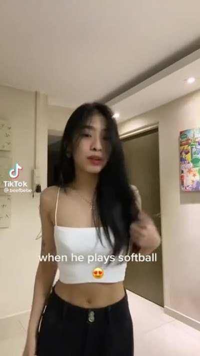 Would you face fuck such a slutty ass face?