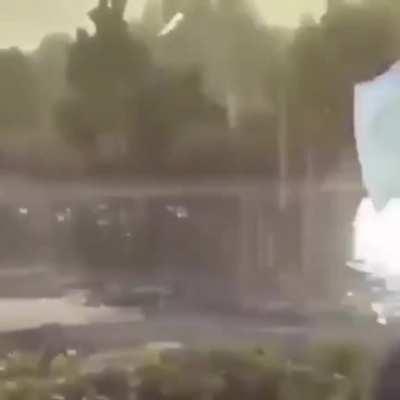 🥳🦧 we killed the cameraman