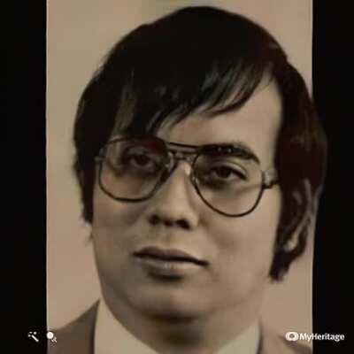 Now emo najib looks so alive. lol
