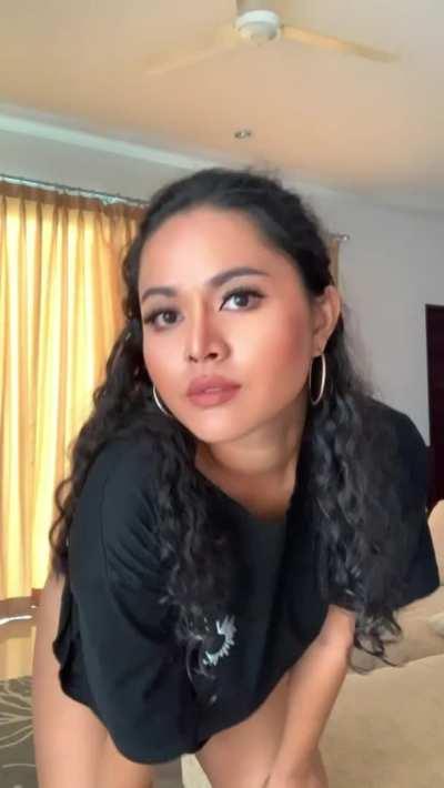 Is there any man who would let me ride on his dick?