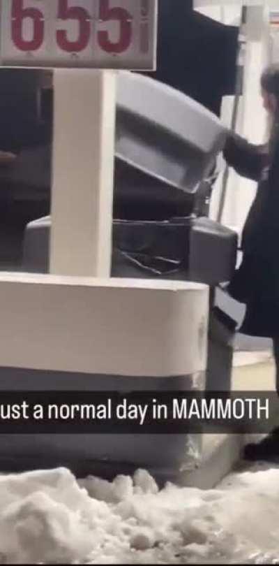 my friend posted this on his story..