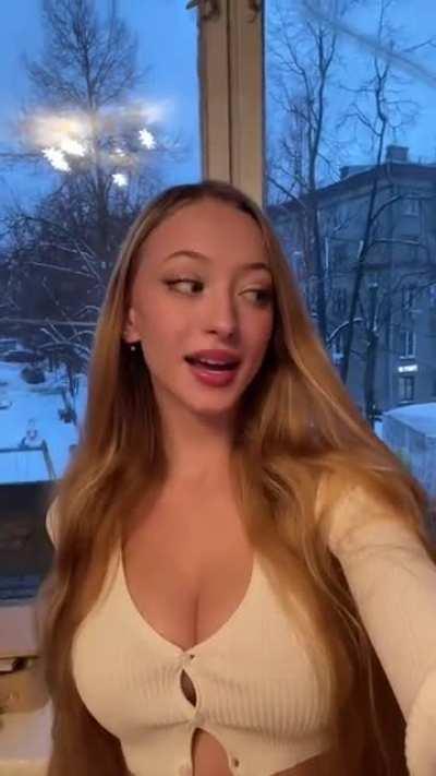 She can suffocate me to death between those humongous wrecking balls