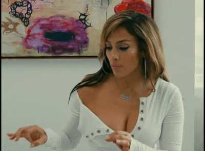 Ever since i appointed my mom Jennifer Lopez as my new receptionist I'm getting lot of customers in my store 