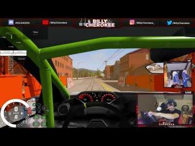 How can i do this with the motor? its an old video form an spanish youtuber and idk how to rev like that the engine so it goes boom (idk what keys press so if u guys can tell me i'd be gratefull) :)