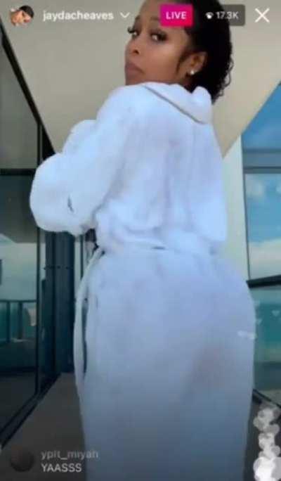 Sorry For The Jayda Spam 😩