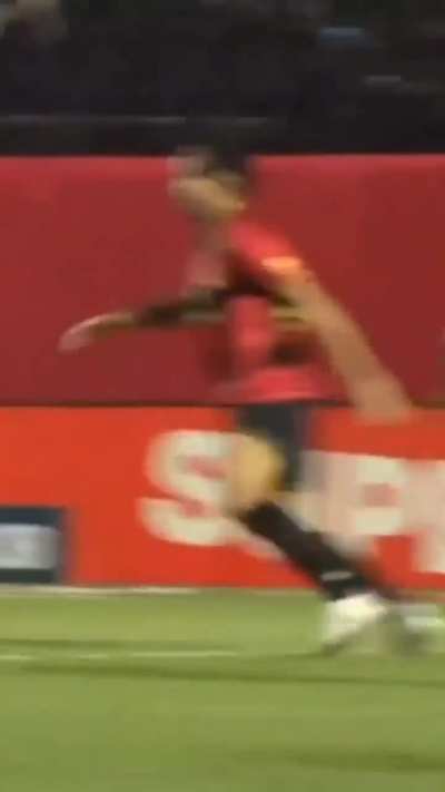 E esse pênalti dado ao SPFC? Vitor Roque, é você? Vai ter nota pra CBF?