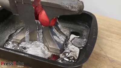 1200 C° Glowing Tungsten Ball vs Solid lead Anvil