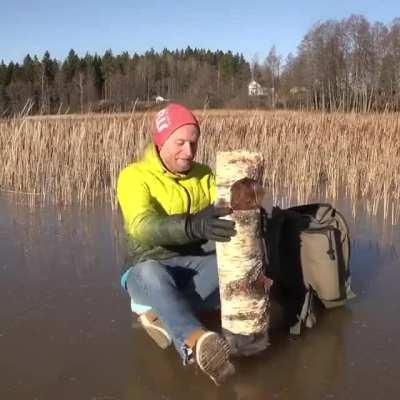 Не правильно ты дядя Федор лунку буришь