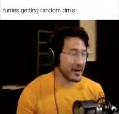 it do be like that tho in the furry community