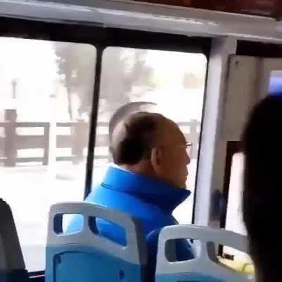 É isso que você usa pra esconder sua calvície? CALVOLOL