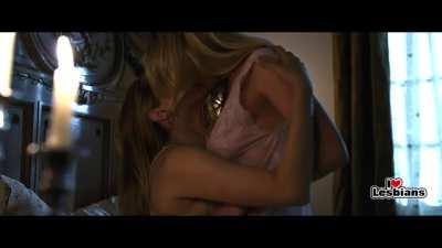 Christine Prouty & India Davies (Dracula: The Original Living Vampire) *NO MUSIC*