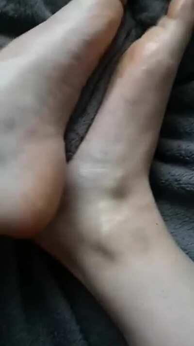 I know you want them on your face so bad😉