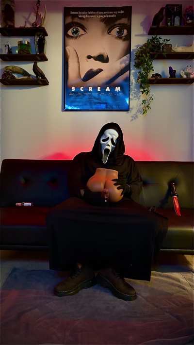 Spooky season is cumming early this year