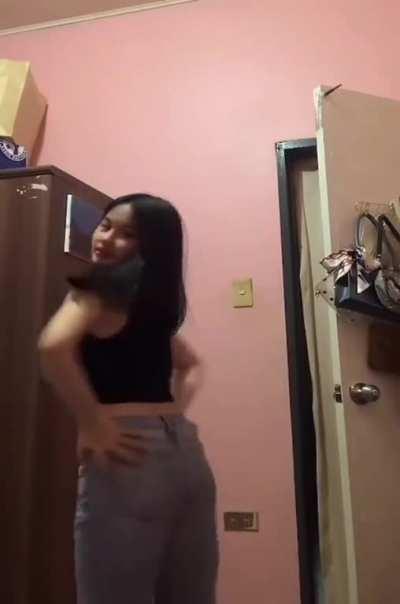 Ugh pakshet ka tlga chesca huling huli mo libog ko 😩