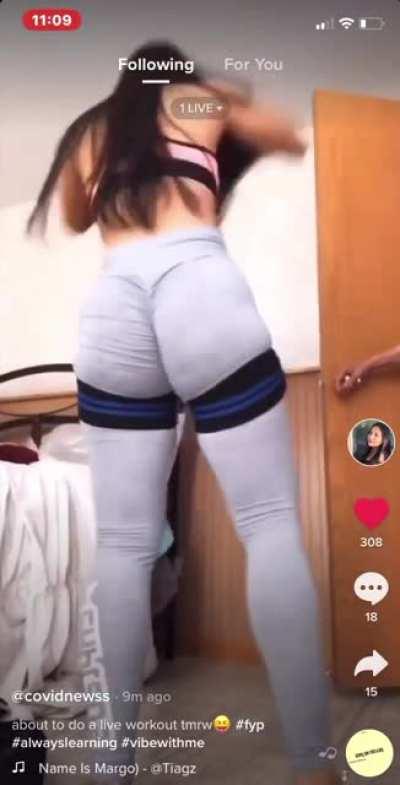 Old for me new for y’all 👅