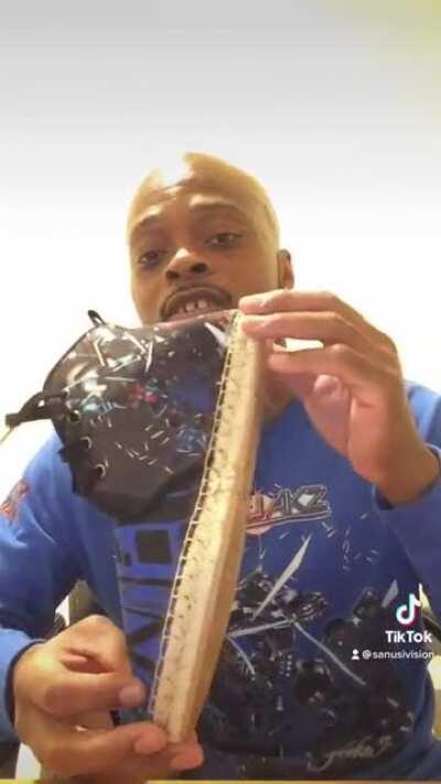 Bro charging $200 for them hoes😭