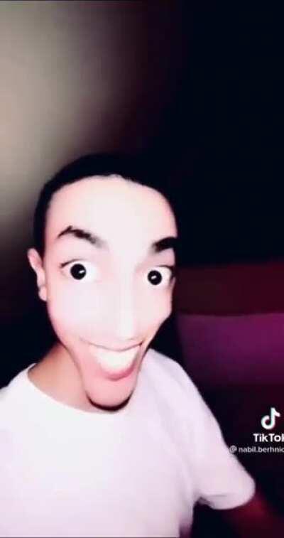 Thanks I hate this face filter now. There is no jumpscare in the end or is there???