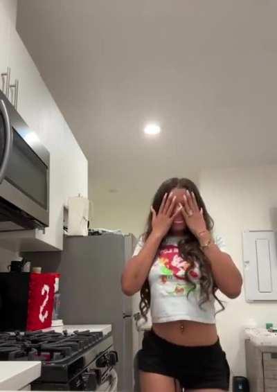 Stormy lil thick ass freeballing🥵