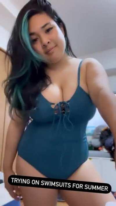 Akidearest Swimsuit Instagram Story