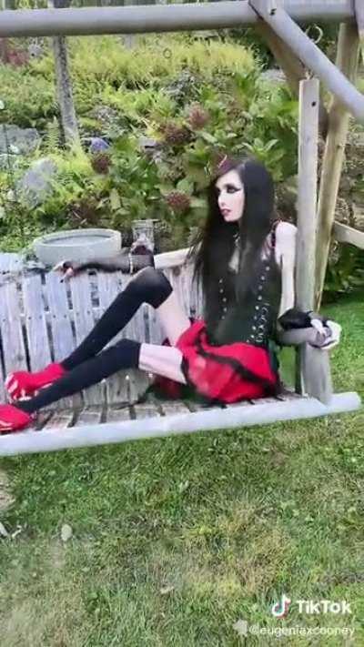 10/8 Tiktok. “Another day, swinging away 🕊️”