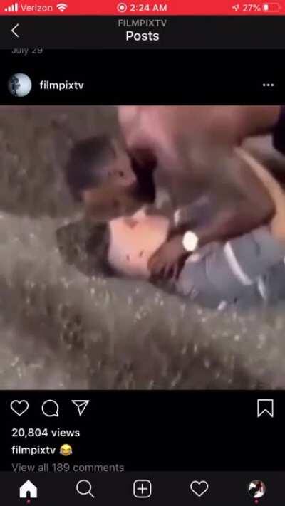 Once da Nigga Gripped his Neck he knew he couldnt do shit😭🤣🤣