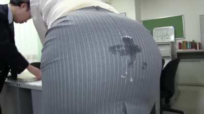 Cumming on your boss’s clothes [FNK-039]