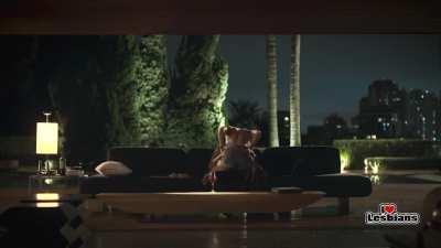 Camila Pitanga & Elisa Volpatto (Aruanas - s02e04)