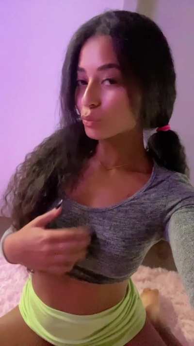 Sadly no tits but are we still fucking