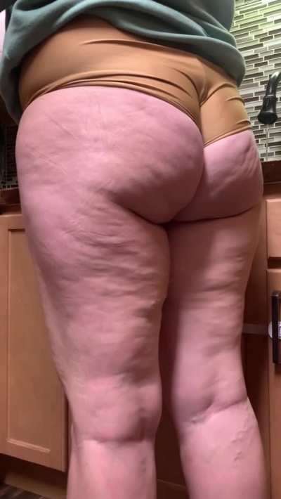 All natural everyday milf