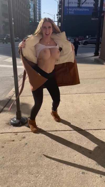 Flashing my big titties in Chicago ;) 