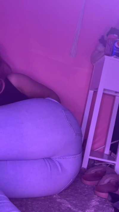 Nasty jeans bass! Link in comments for sound