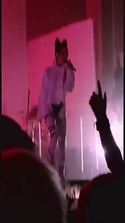 Disagrees in Seattle, Neptune