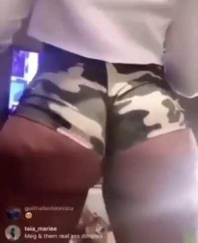 Ughh fuck meg squeezing this load outta me. I love stroking to this slut