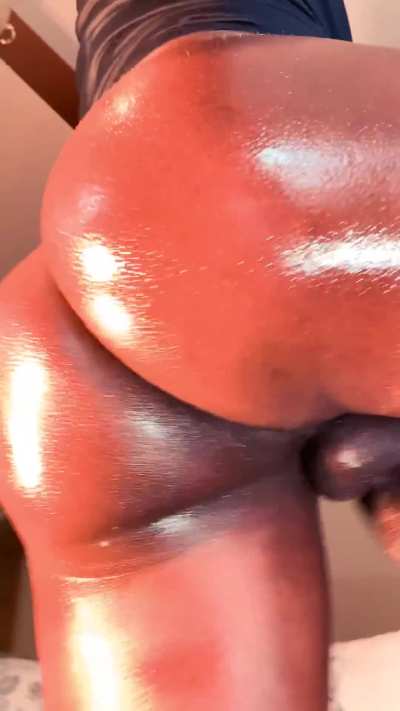 Am i cum filled material🫦