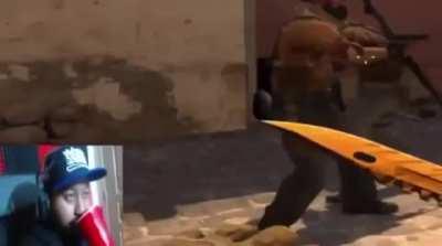 my school issued craptop trying to edit a word document be like