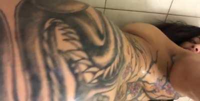 Random aHwaiian shower