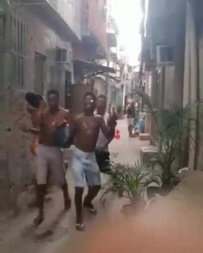 Se um dia eu chegar no rio e não for desse jeito, eu vou ficar muito descepcionado