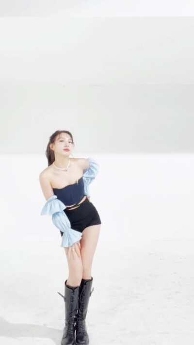 210430 Japan TikTok Update - TWICE『Kura Kura』Dance NAYEON ver 💎