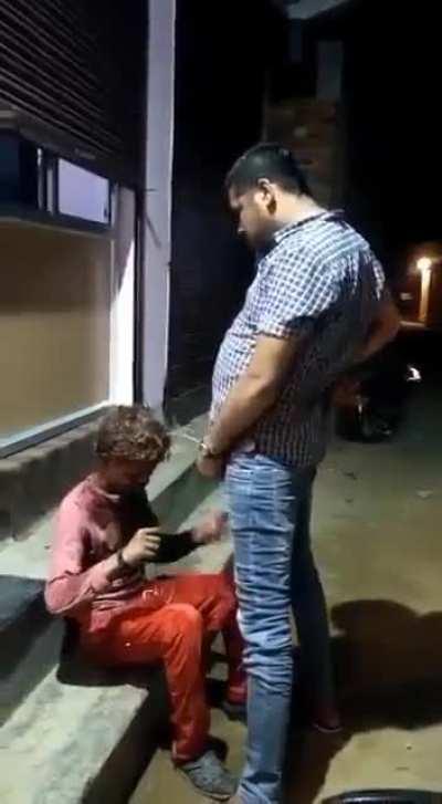 Upper Caste Hindu Pravesh Shukla pissing on Tribal youth in Madhya Pradesh.