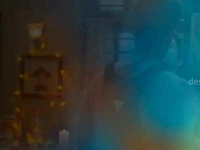 Kavya Thapar backless in shower and sex in saree