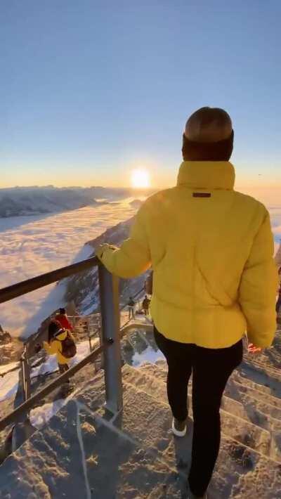 🔥 Switzerland just looks otherworldly beautiful