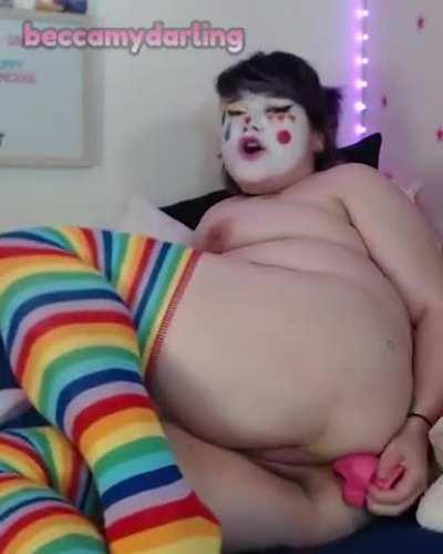 do you like clown girls? 🤡