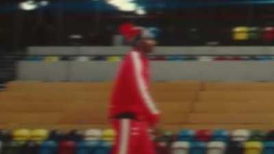 LOOK CLOSER ENHANCE THAT ZOOM IN