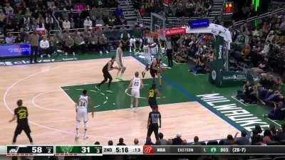 [Highlight] Fiserv Forum erupts into boos as the Bucks give the Jazz multiple chances to push the lead to 60-31