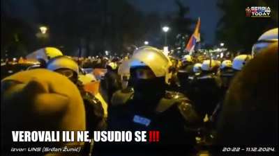 Žandarmerija napala studente!