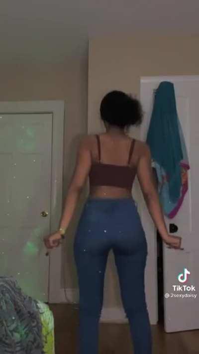 daisyandrews - Video #7567